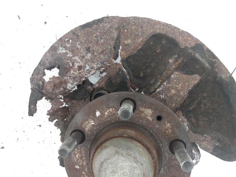 Volvo 960 Front Left Hub