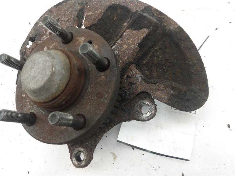 Volvo 960 Front Left Hub