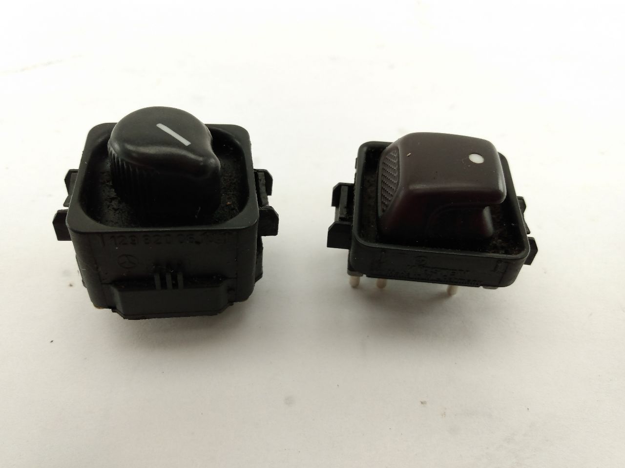 Mercedes SLK230 Center Console Switches