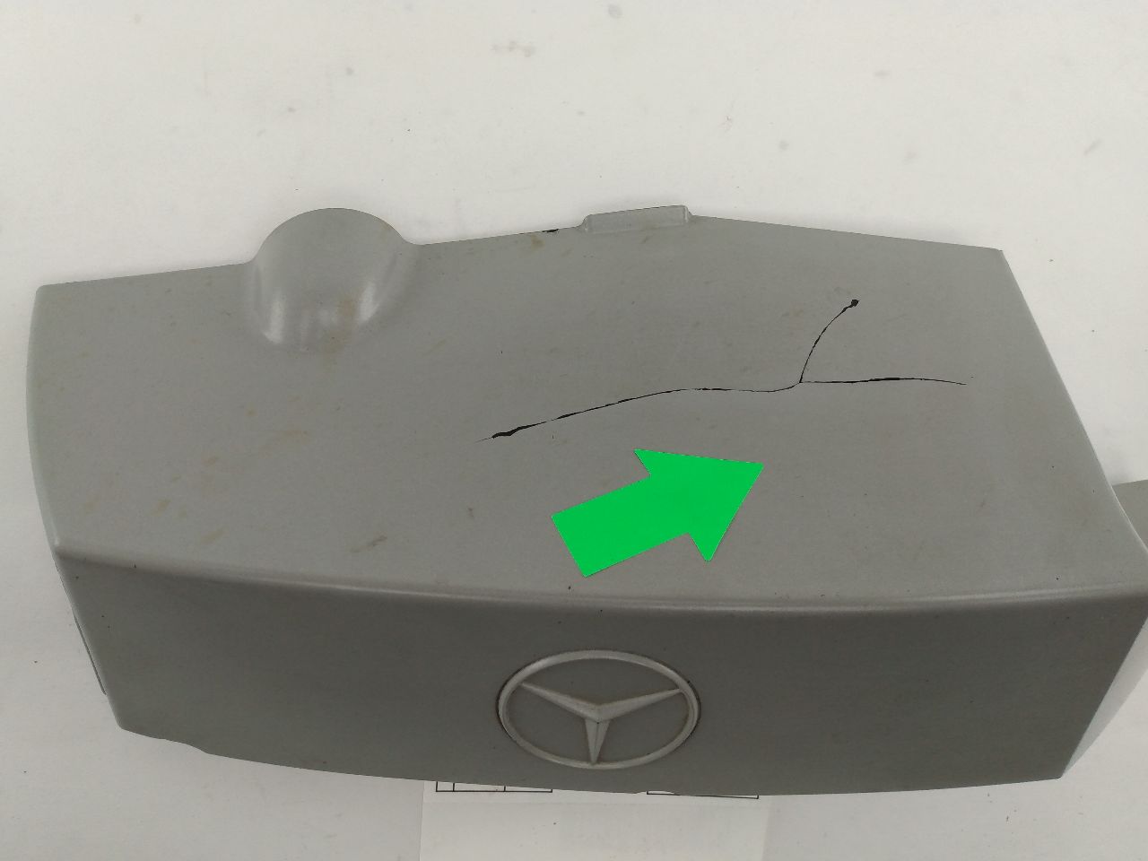 Mercedes SLK230 Engine Cowl Cover