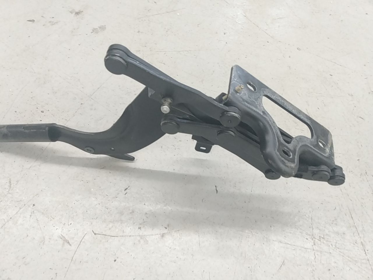 Mercedes SLK230 Rear Convertible Roof Hinge Mechanism