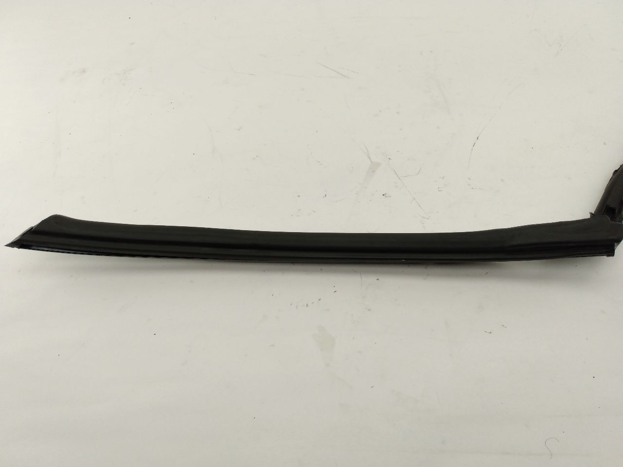 Mercedes SLK230 Front Center Convertible Top Seal