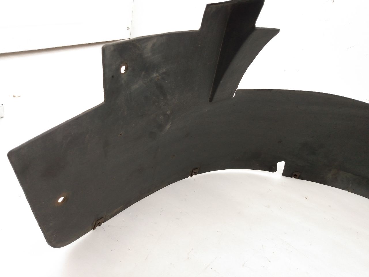 Pontiac Grand Prix Front Right Fender Liner