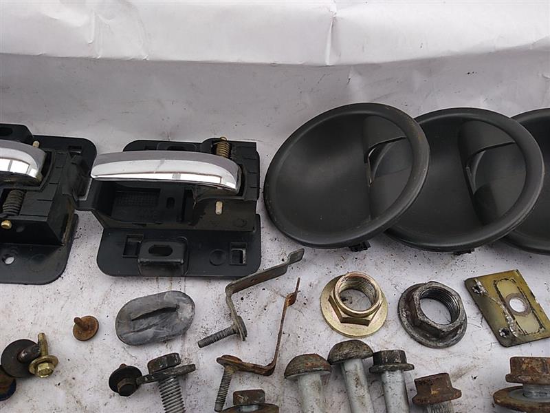 Pontiac Grand Prix Disassembly Hardware