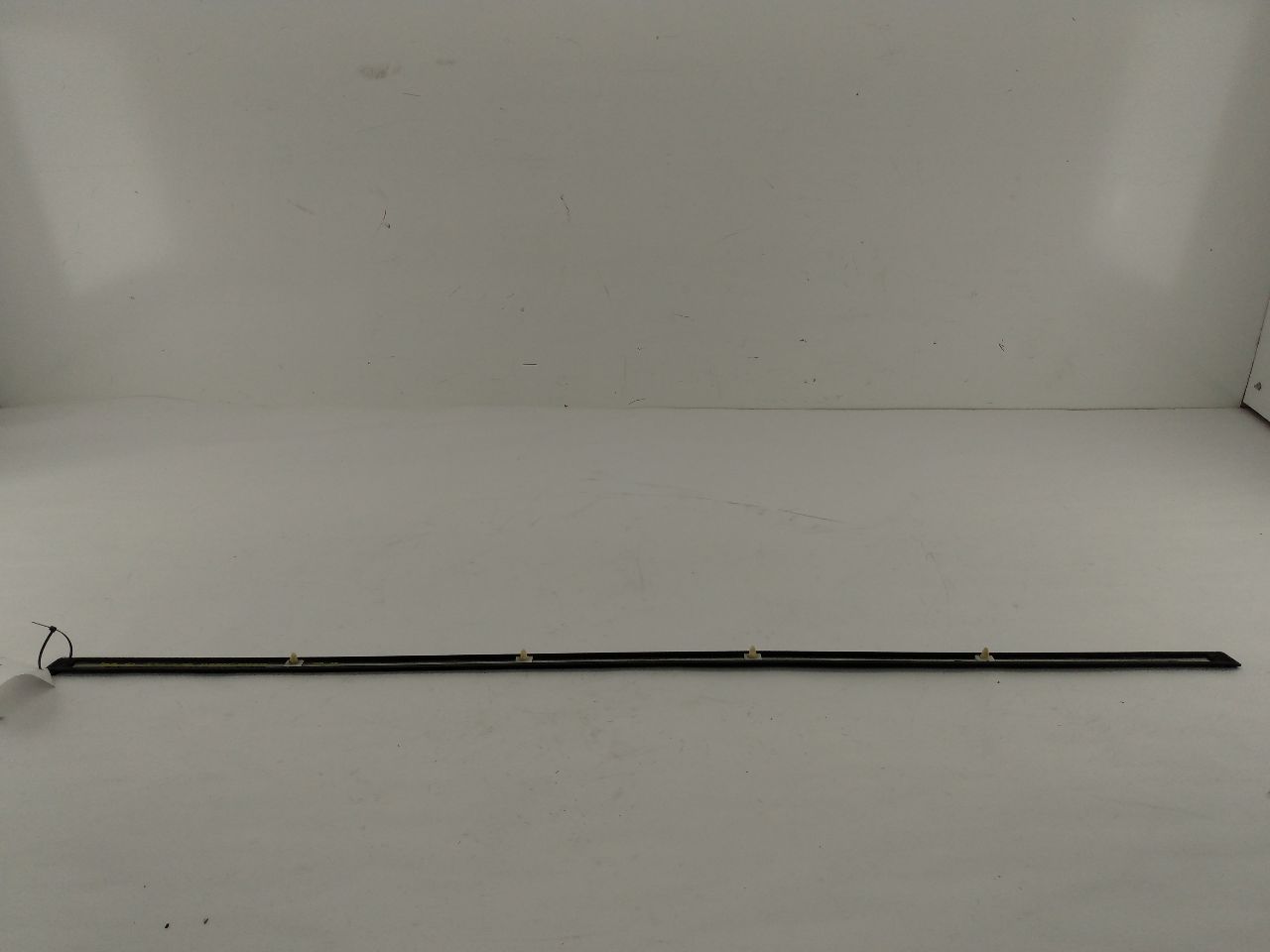 Lexus SC300 Front Left Upper Exterior Rocker Panel Trim