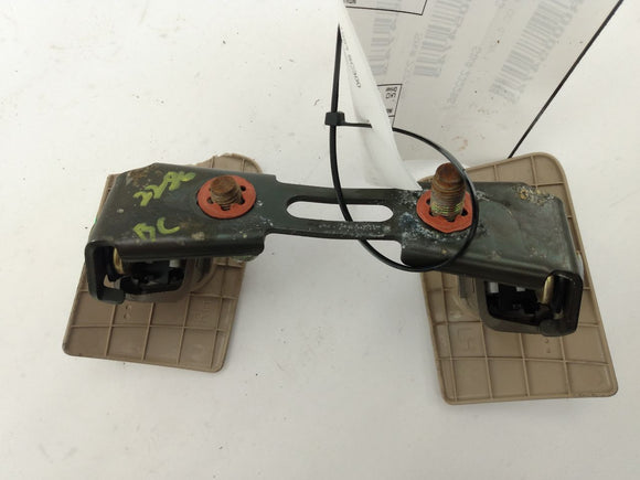 Lexus SC300 Rear Seat Belt Latch/Recepticle