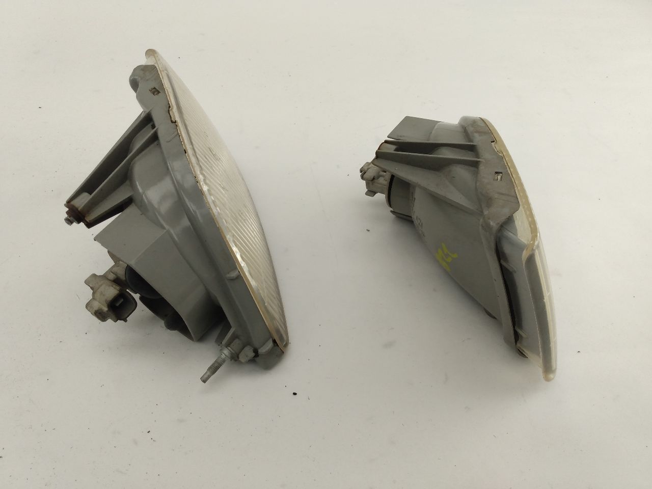 Lexus SC300 Pair Of Front Cornering Lights