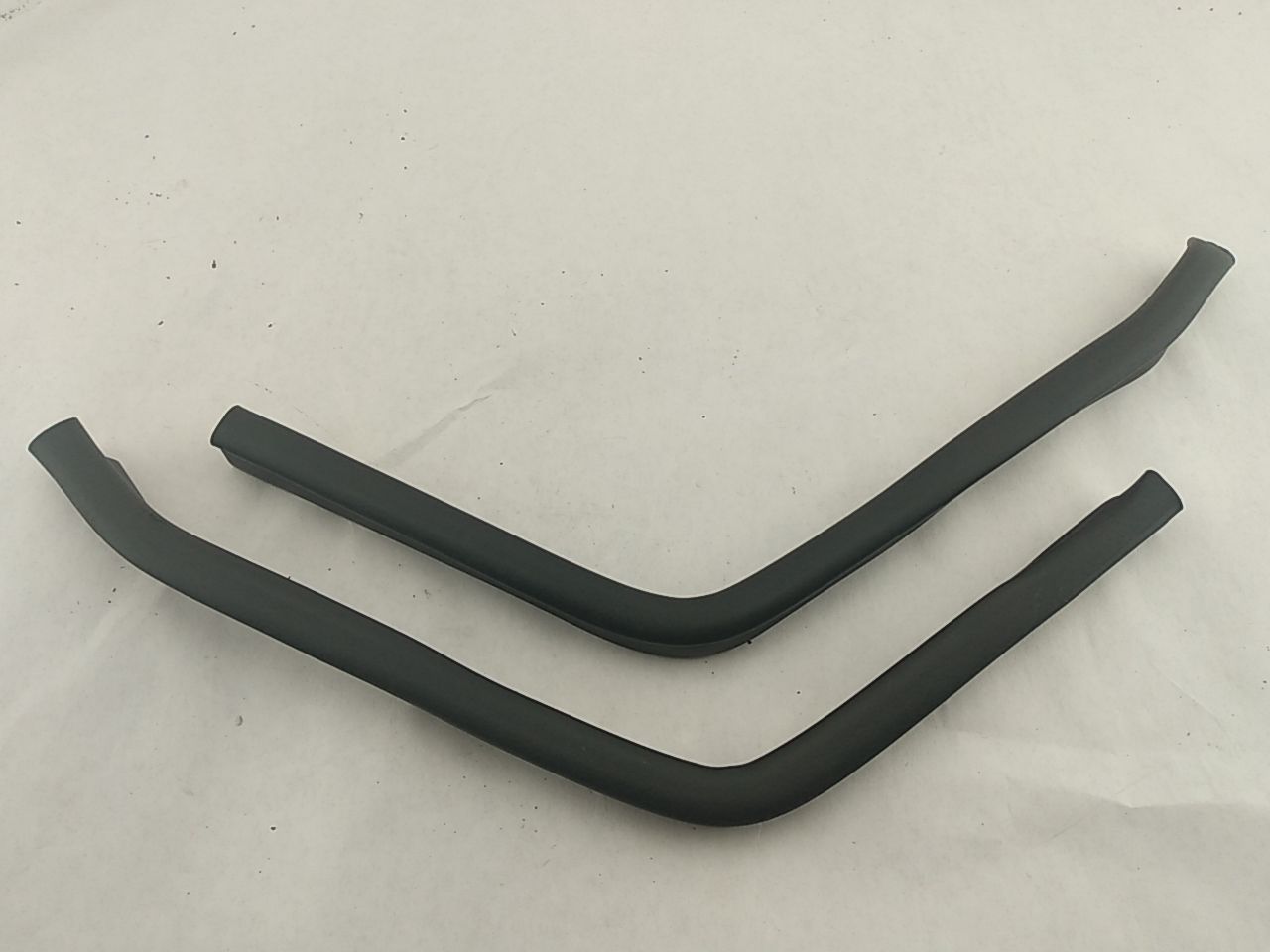 Jaguar XK8 Hood Seal Set