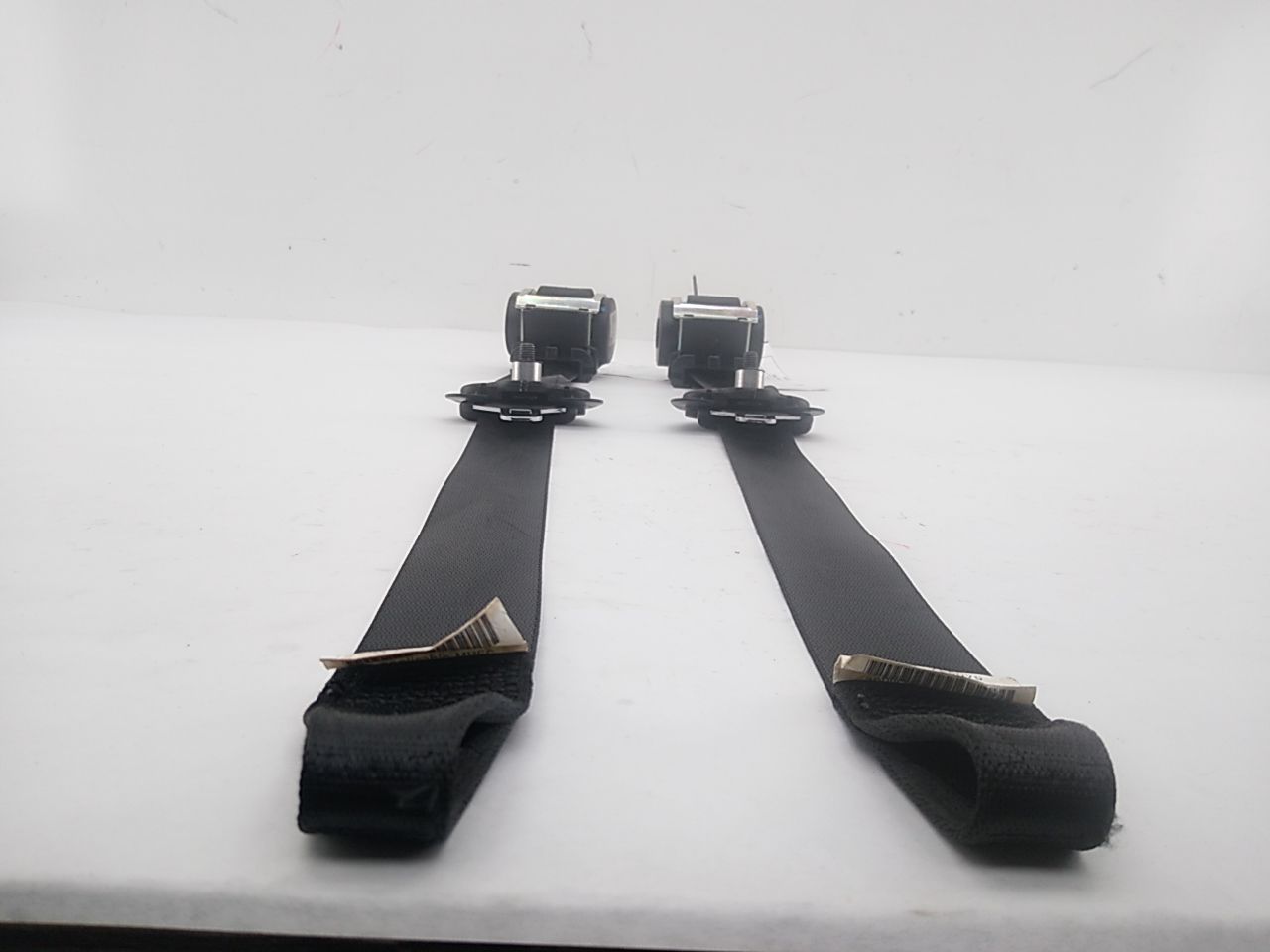 BMW 650I Pair Of Front Seat Belt Retractors