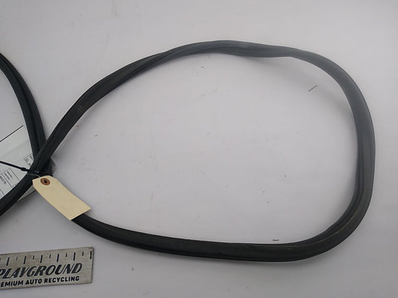 BMW 650I Trunk Seal