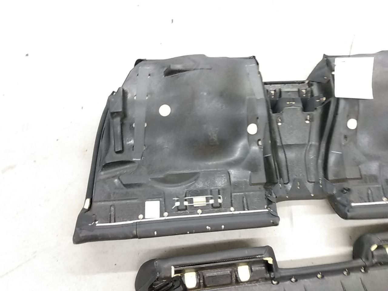 BMW 650I Rear Seat Set