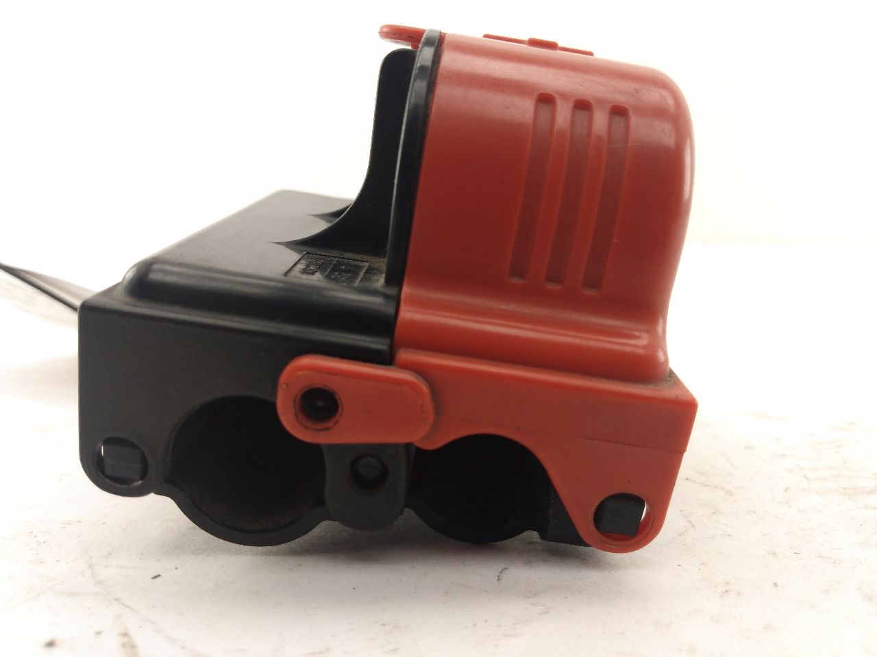 BMW 650I Positive Battery Terminal Point