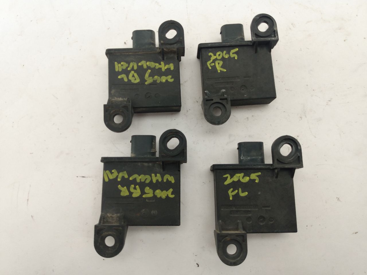 BMW 650I Set Of Tire Pressure Sensors - 0