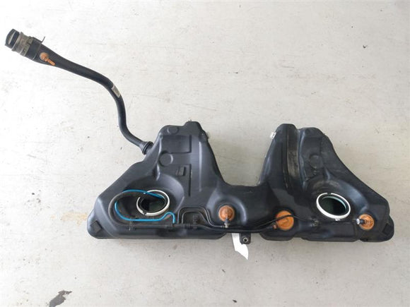 BMW 650I Fuel Tank