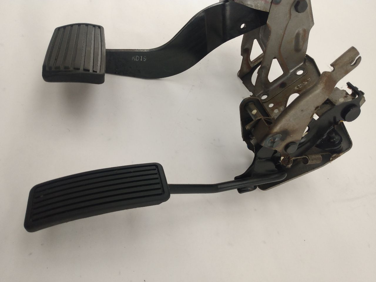 Honda Prelude Accelerator and Brake Pedal Assembly