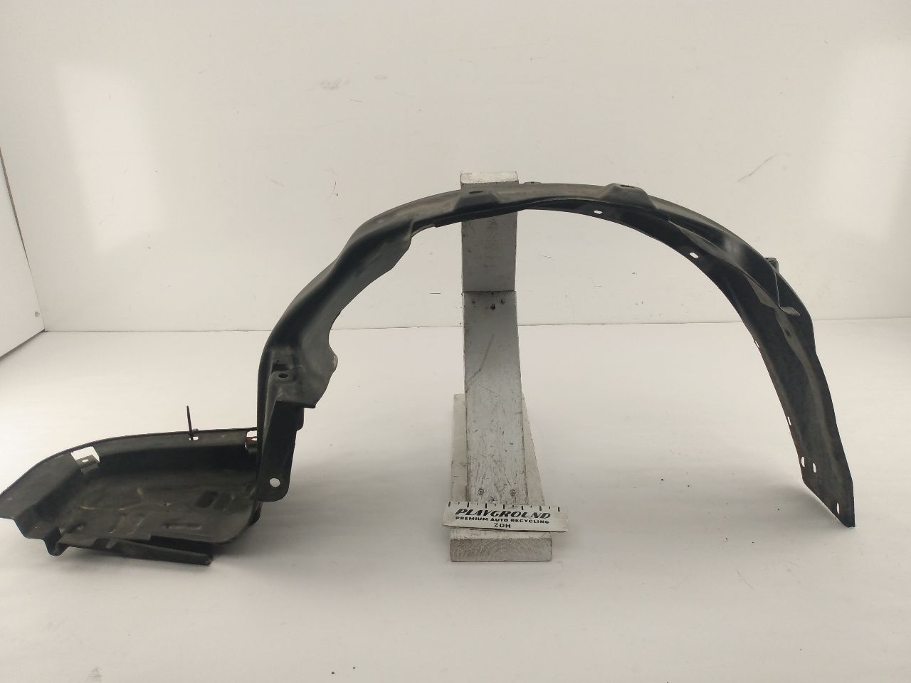 Honda Prelude Front Right Inner Fender Liner