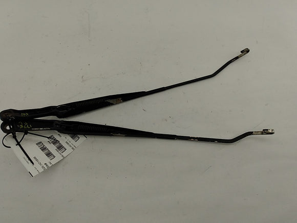 Honda Civic Pair of Windshield Wiper Arms