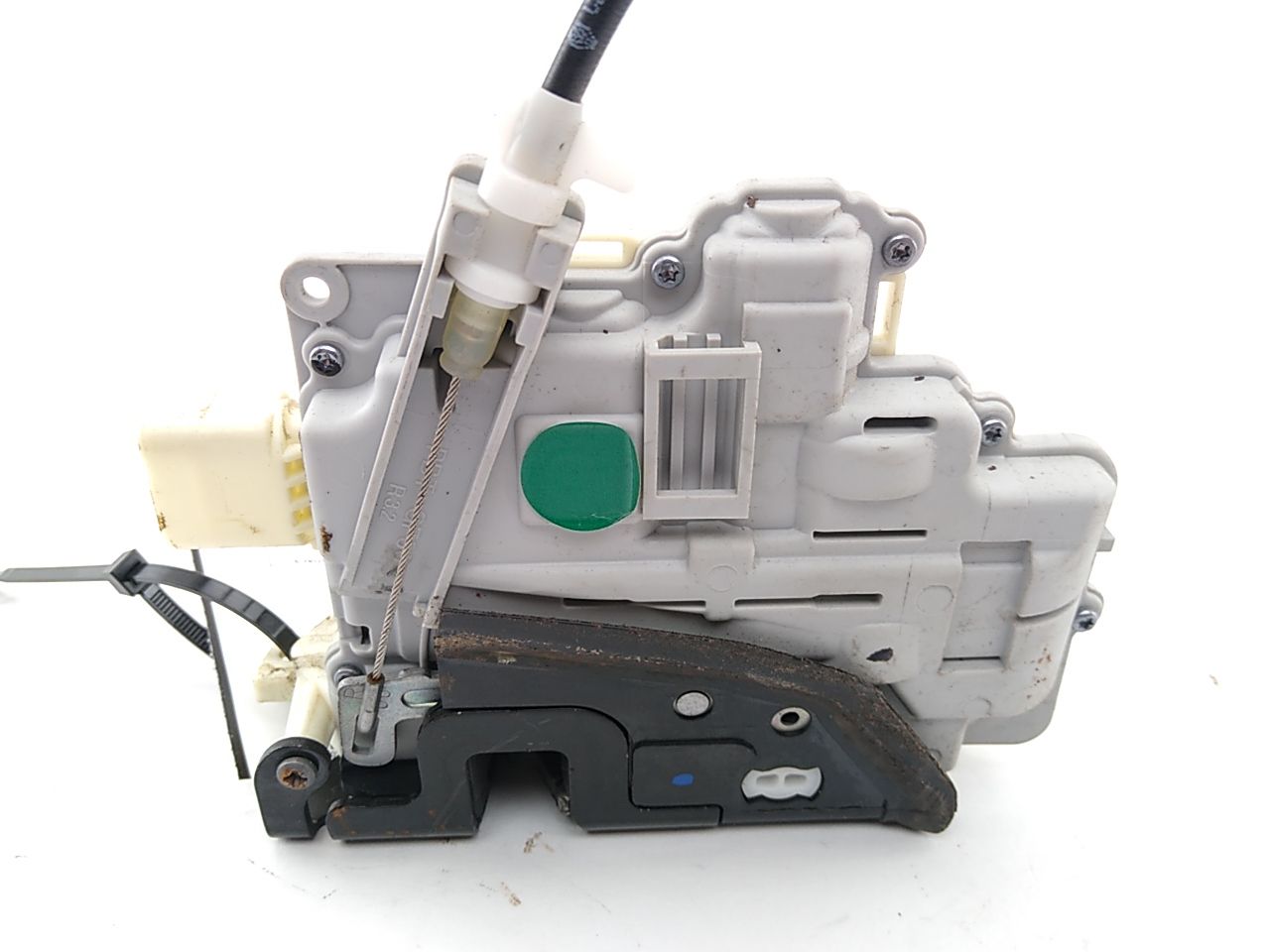 Volkswagen Eos Front Right Door Lock Actuator