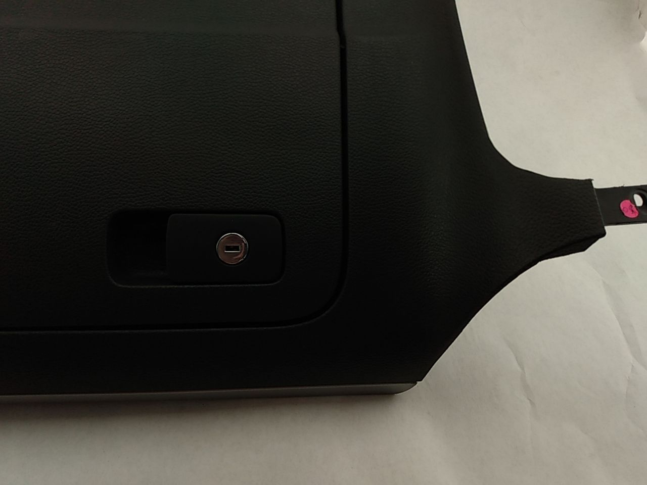 Volkswagen Eos Glove Box