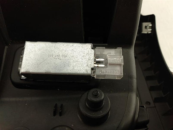 Volkswagen Eos Glove Box