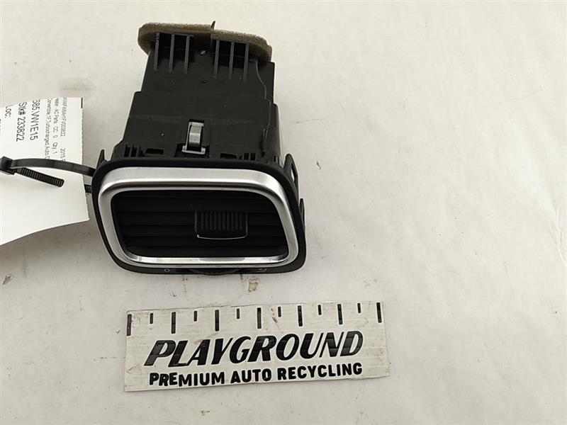 Volkswagen Eos Front Right Air Vent - 0