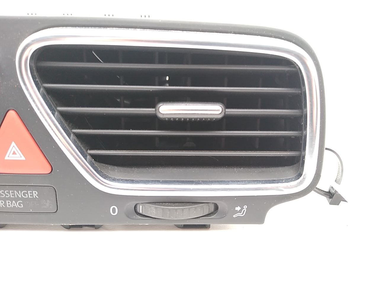 Volkswagen Eos Front Center Air Vents