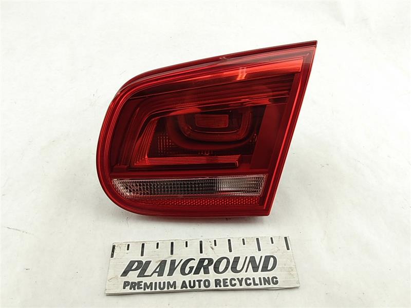 Volkswagen Eos Right Trunk Lid Tail Light