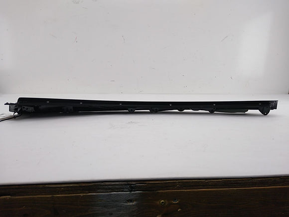 Volkswagen Eos Right Roof Seal Rail Trim