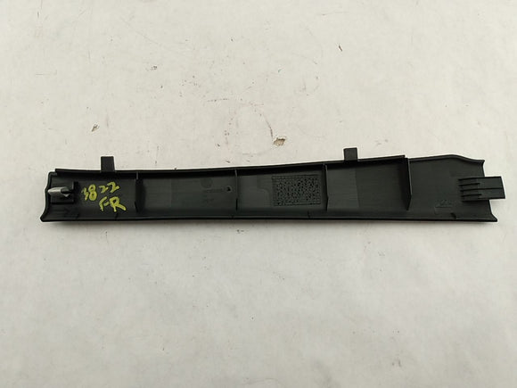 Volkswagen Eos Pair Of Center A Pillar Trim