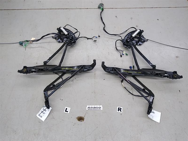 Volkswagen Eos Pair Of Tonneau Cover Hinges