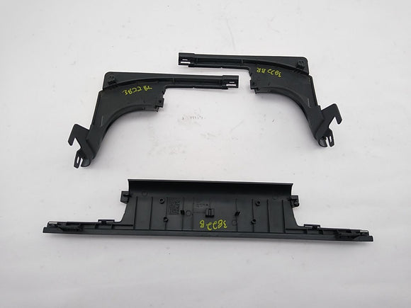 Volkswagen Eos Set Of Rear Quarter Trim