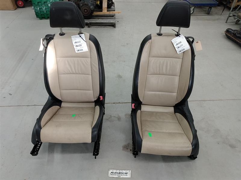Volkswagen Eos Pair Of Front Seats