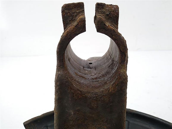 Volkswagen Eos Front Right Hub