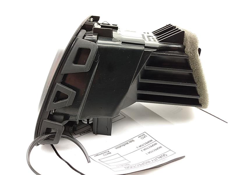Volkswagen Eos Front Right AC Vent