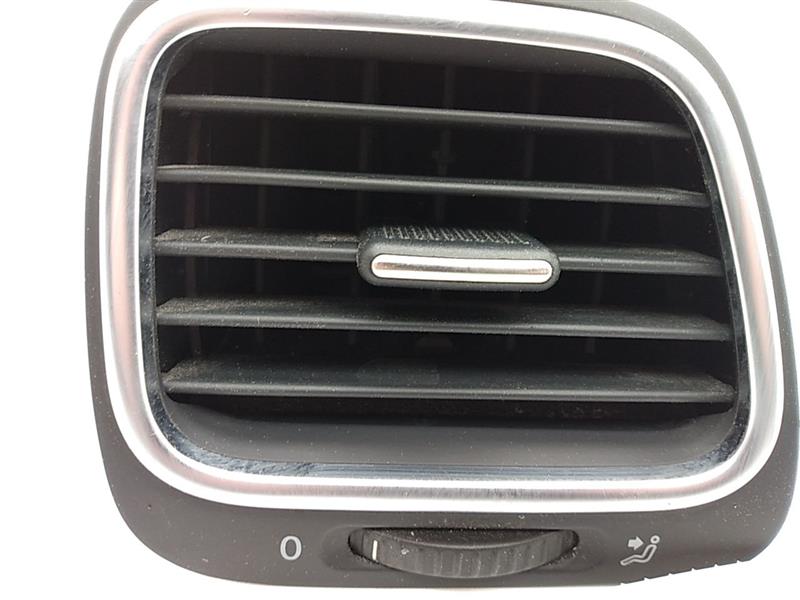 Volkswagen Eos Front Right AC Vent