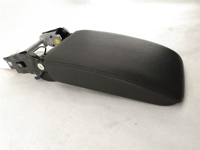 Volkswagen Eos Center Console Compartment Cover Arm Rest