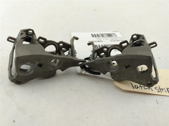 Volkswagen Eos Pair Of Front Top Latch Strikers