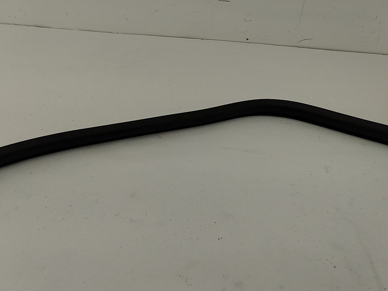 Mitsubishi 3000GT Trunk Seal