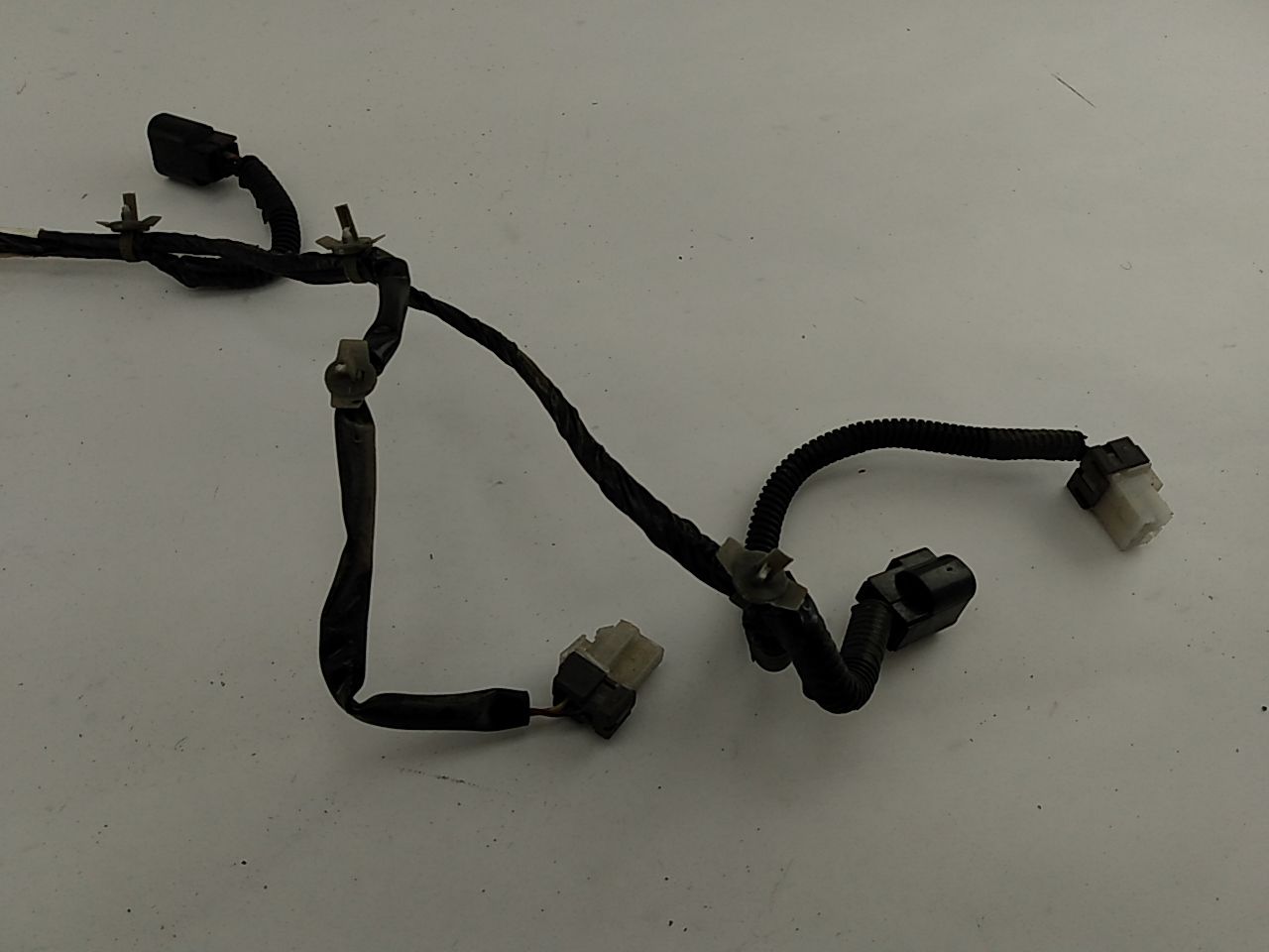 Mitsubishi 3000GT Front Left Door Wire Harness