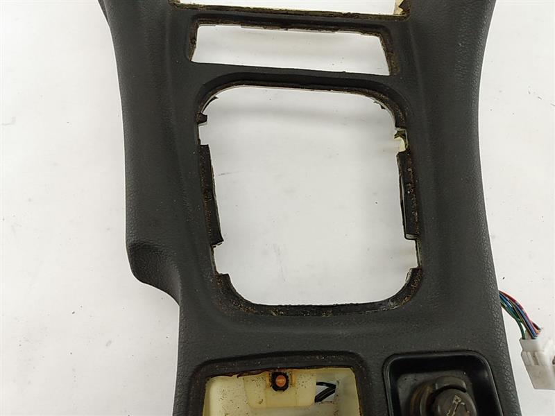 MTページ 1985-1986 Nissan 300ZX Z31 Engine Starter Bracket OEM Manual