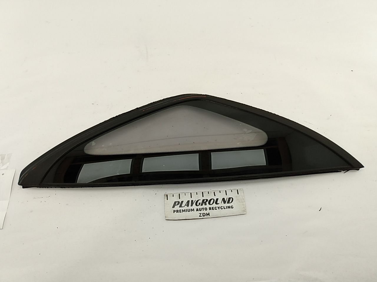 Mitsubishi 3000GT Rear Right Quarter Glass