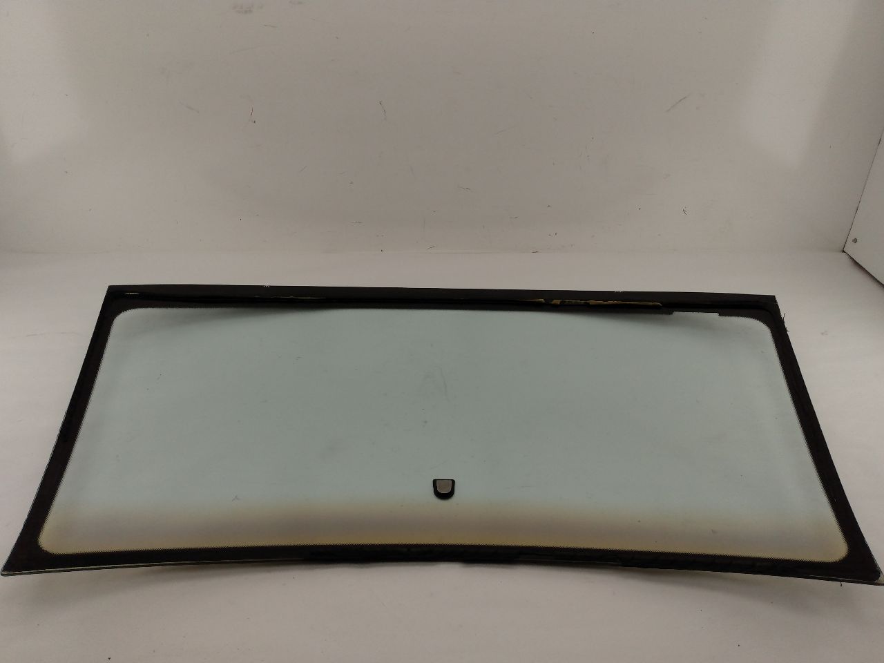 Mitsubishi 3000GT Windshield