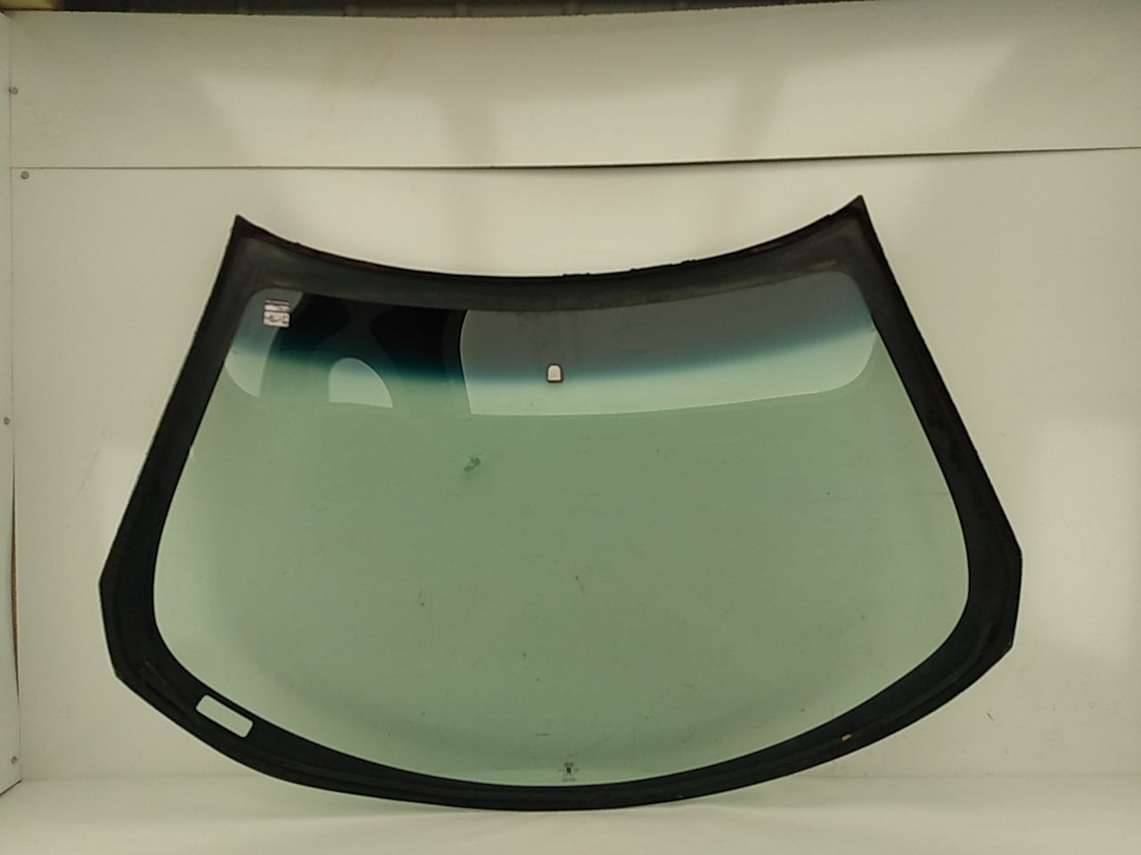 Chevrolet Camaro Front Windshield