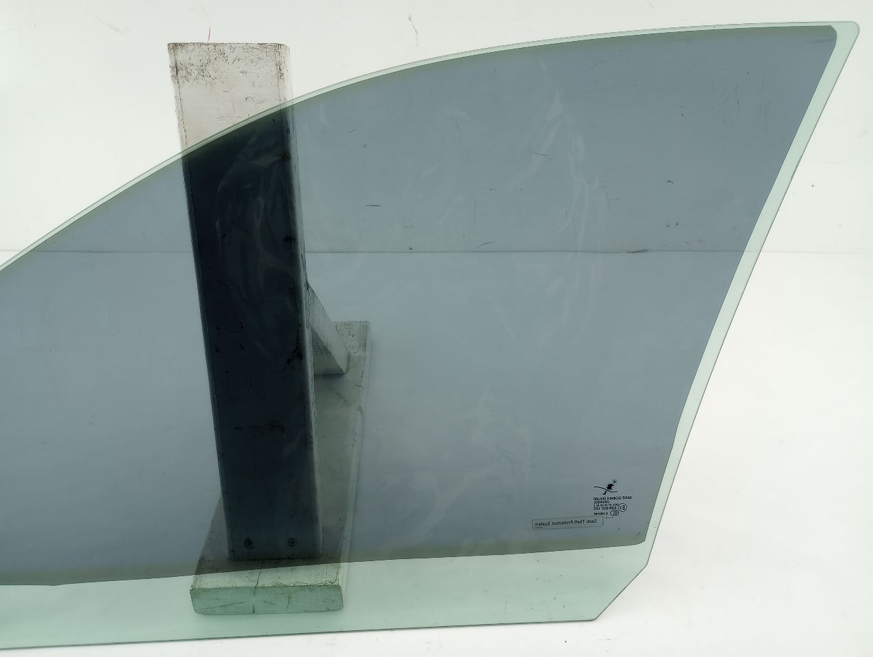 Saab 9-3 Front Right Door Glass