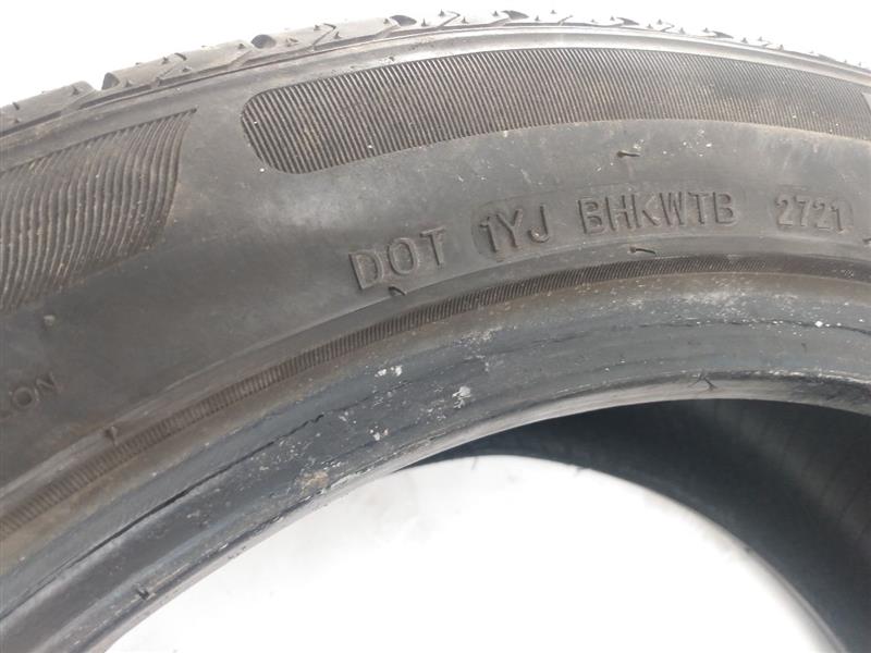 Single Advanta ER-700 Tire