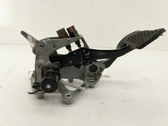 Nissan Leaf Brake And Gas Pedal