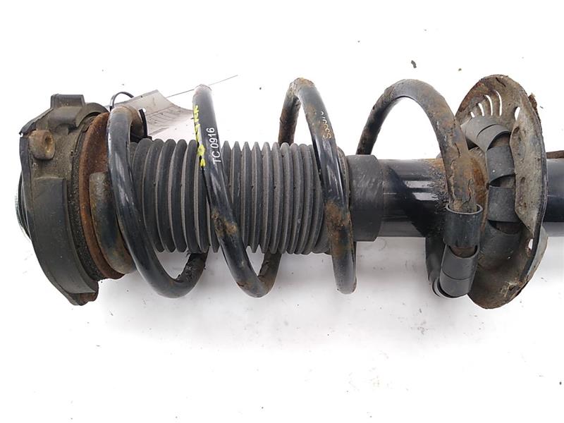 Volkswagen Eos Front Right Strut