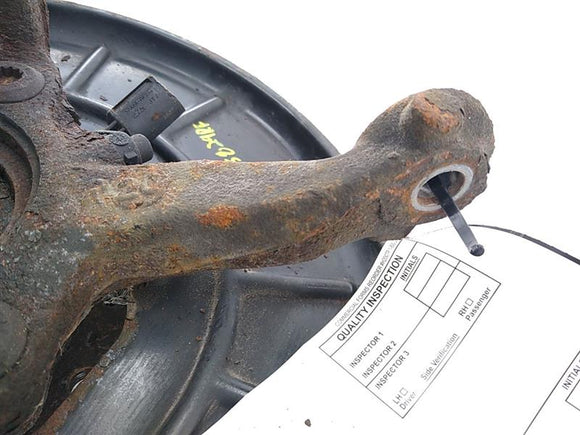 Volkswagen Eos Front Right Hub