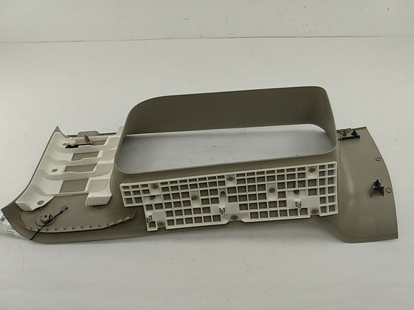 Hummer H3 Rear Right Quarter Window Pillar Trim