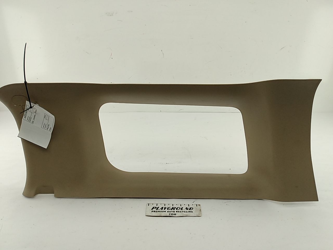 Hummer H3 Rear Right Quarter Window Pillar Trim